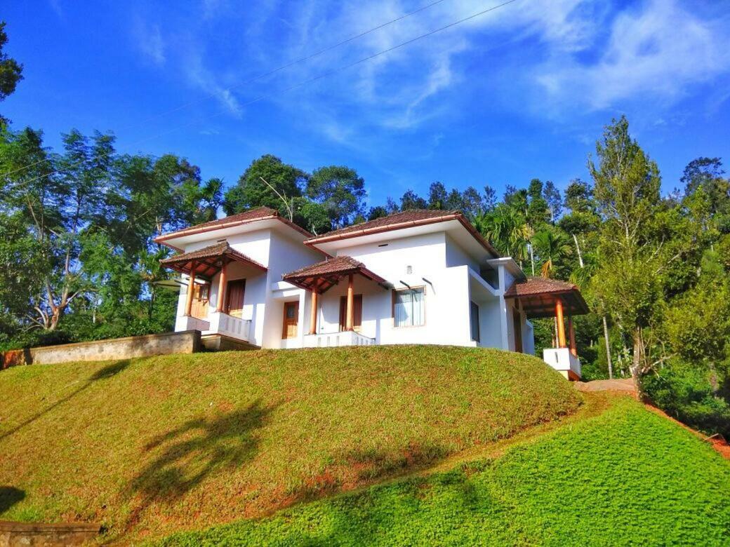 Вілла Pristine Hills Meppadi Екстер'єр фото